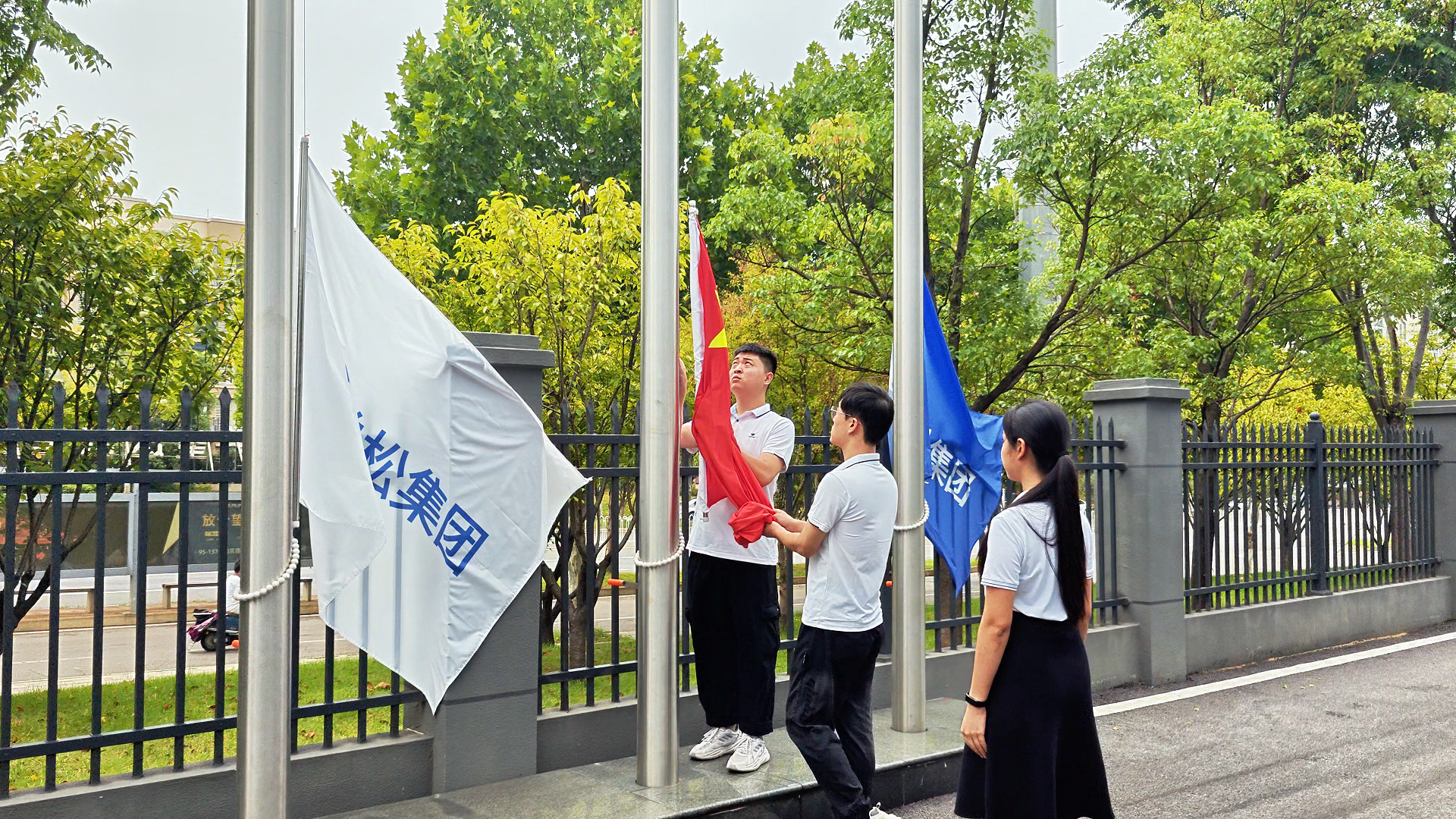 ed748c6cc5931ee33aa83a86f12a32d0